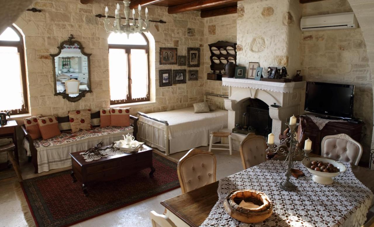 Villa Athina - Irene Country House 依拉佩特拉 外观 照片