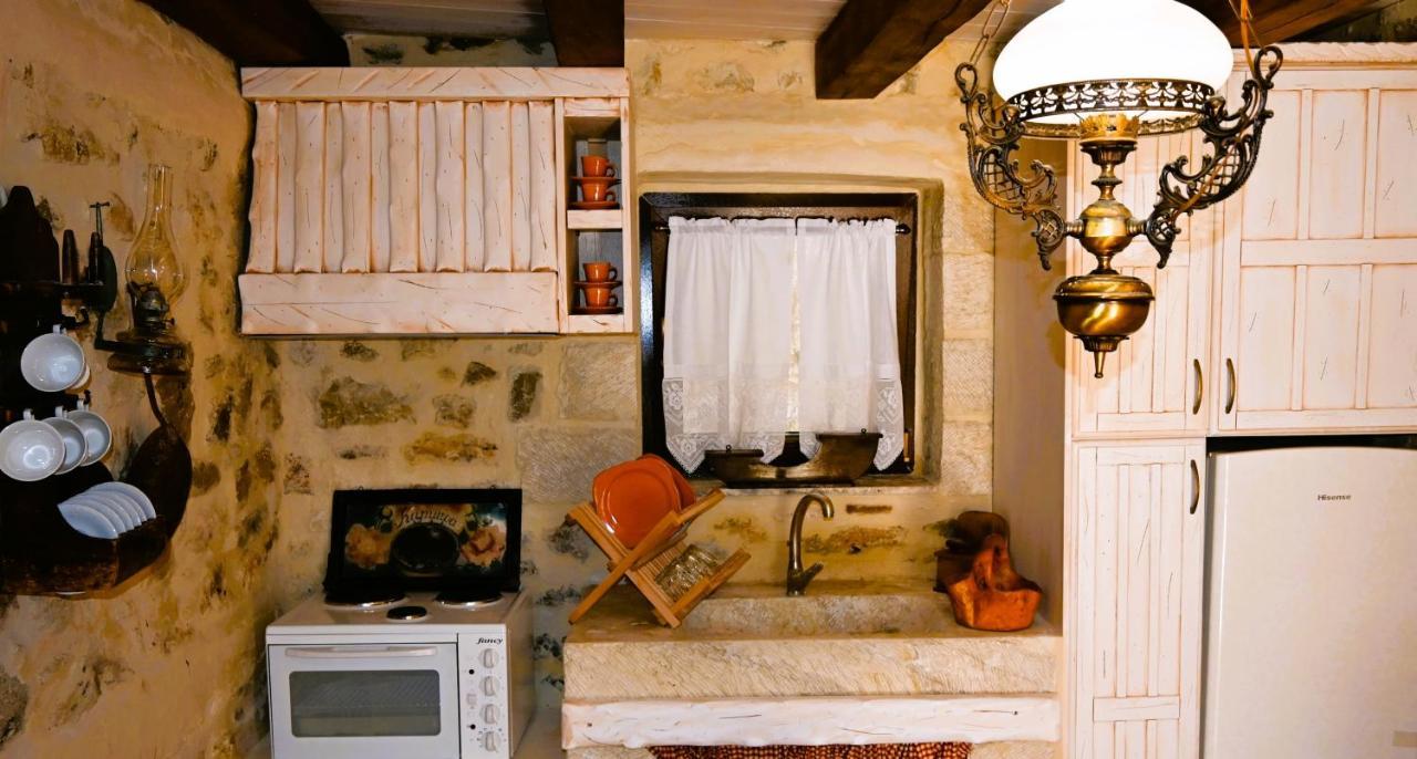 Villa Athina - Irene Country House 依拉佩特拉 外观 照片
