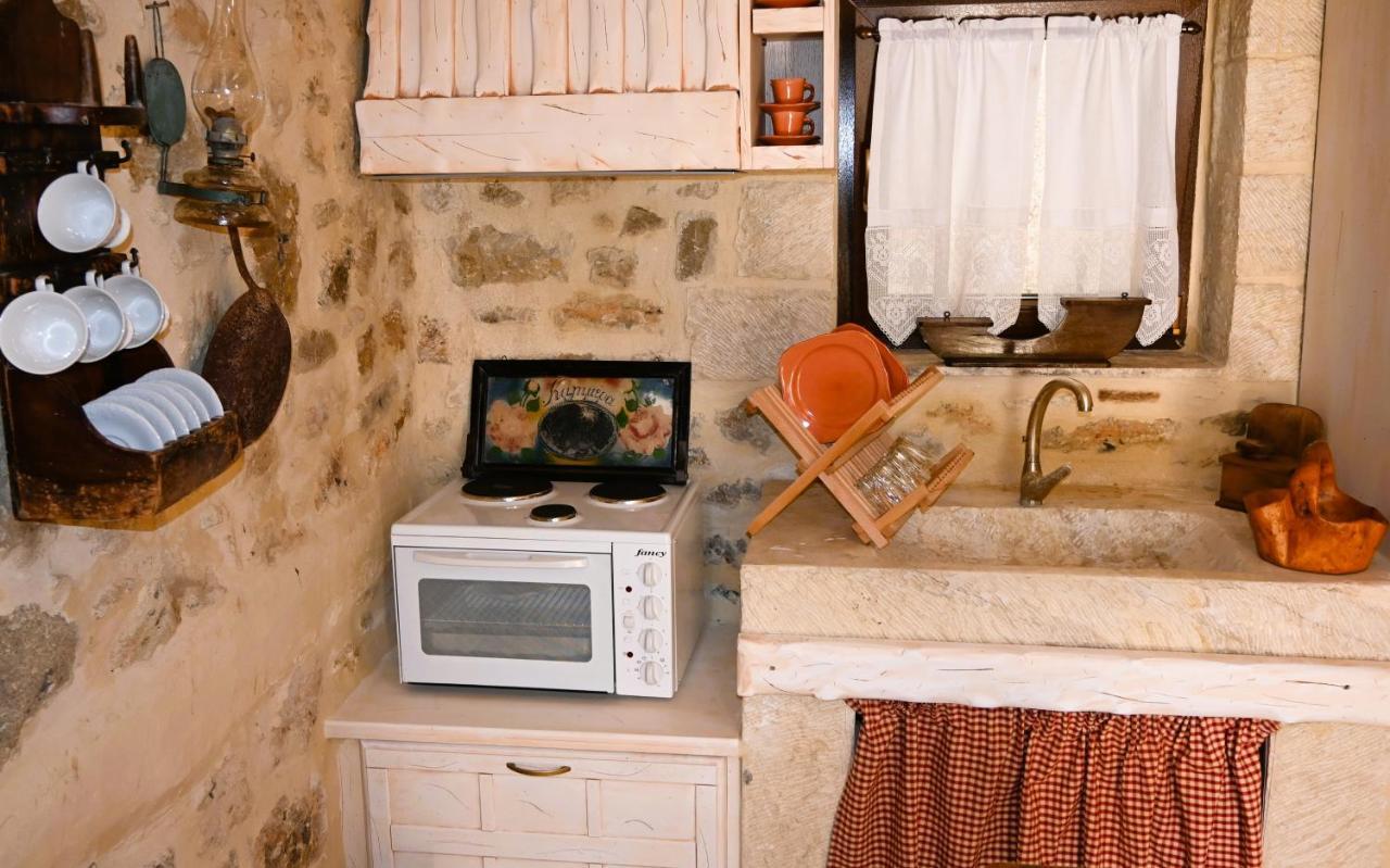 Villa Athina - Irene Country House 依拉佩特拉 外观 照片