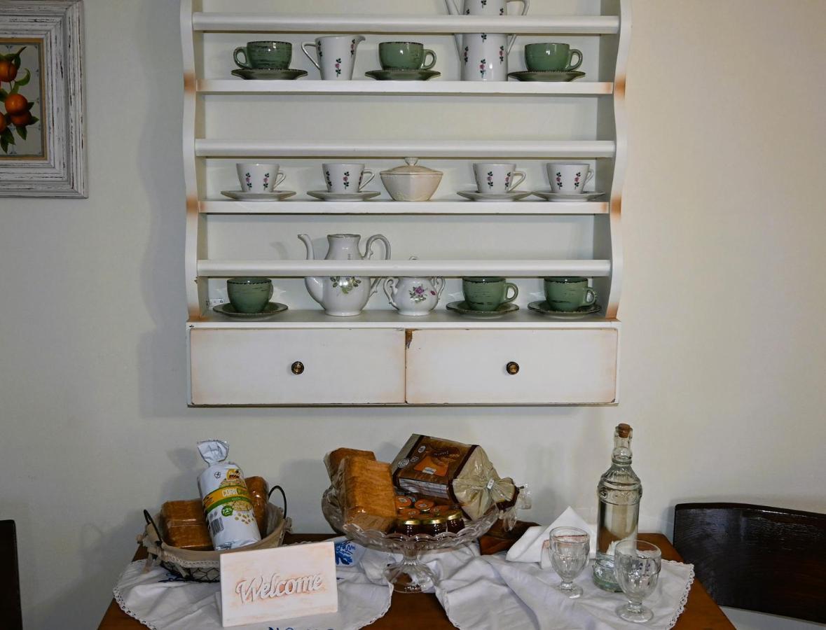 Villa Athina - Irene Country House 依拉佩特拉 外观 照片